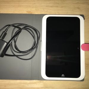 Barnes & Noble Nook HD